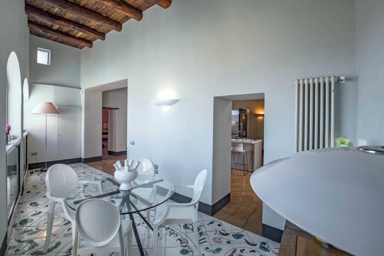 Starhost - Dimora Copeta Appartement Salerno Buitenkant foto