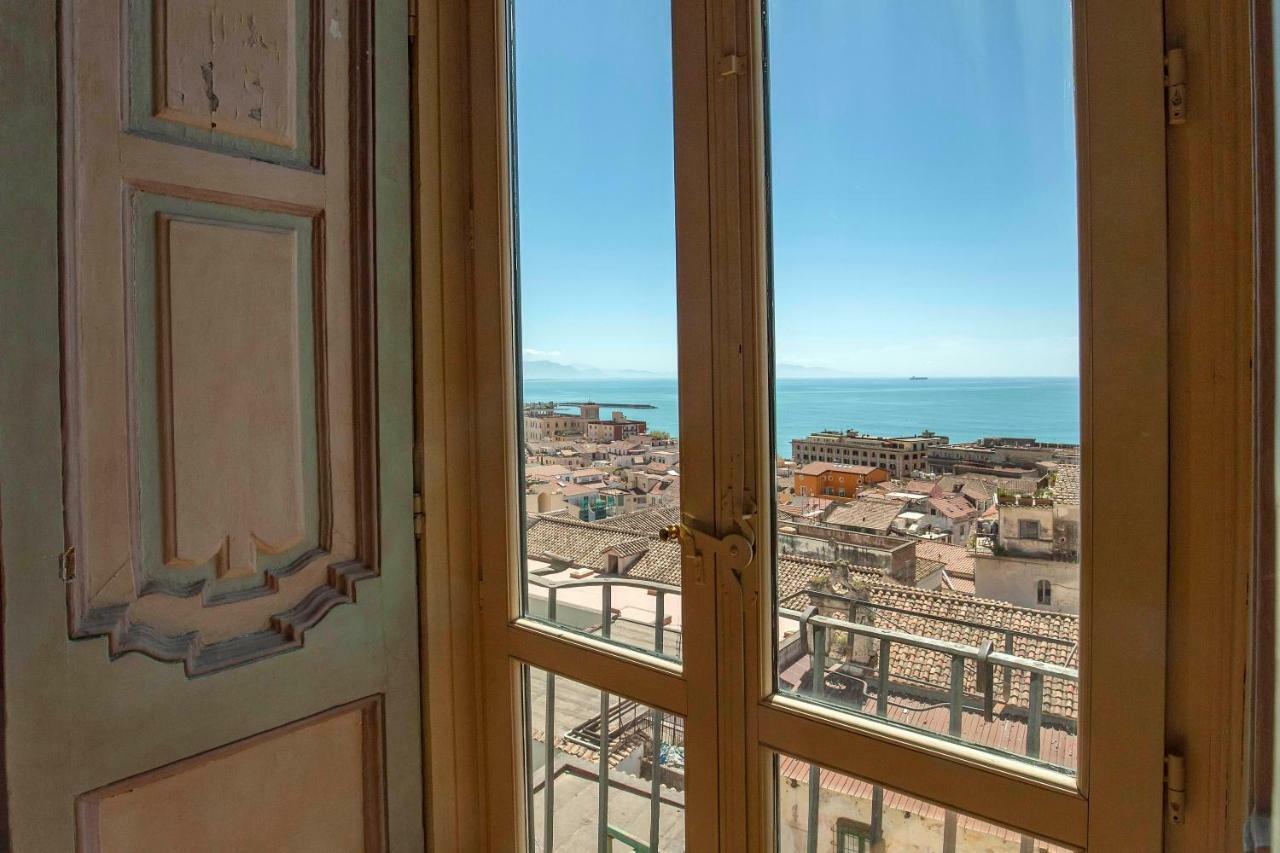 Starhost - Dimora Copeta Appartement Salerno Buitenkant foto