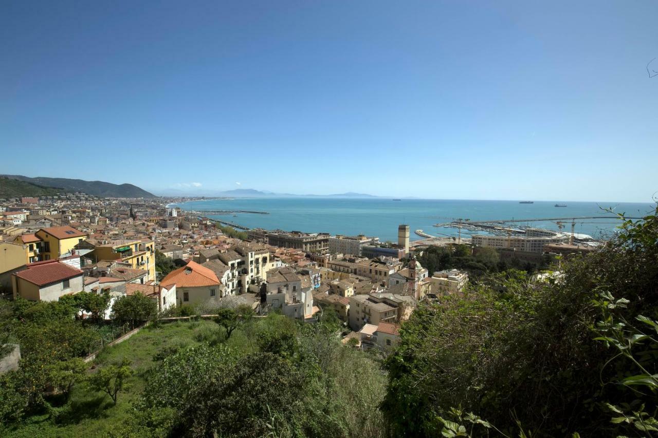 Starhost - Dimora Copeta Appartement Salerno Buitenkant foto